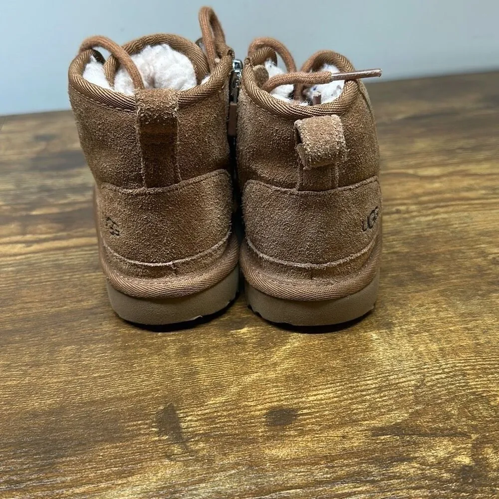 UGG Neumel II Chukka Boot Toddler / Little Kid Chestnut‎ size 11